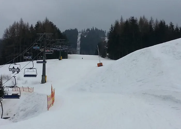 Alpstuga Azalka *